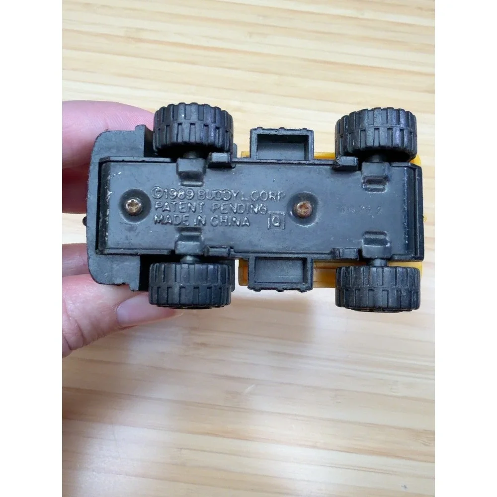 Vintage 1989 Buddy L Crane Truck Yellow Construction Toy Diecast Plastic